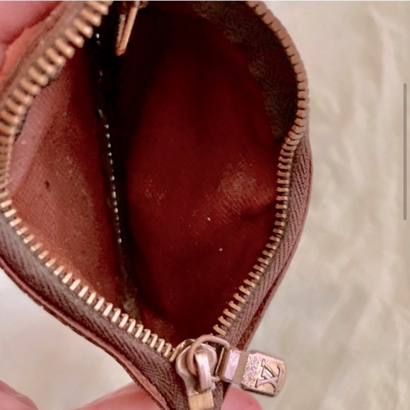 LV zip Pochette - Picture 3 of 5